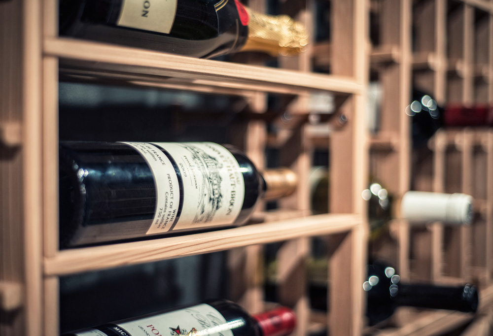 Cave à vin Outremont wine vault - bouteilles details bottles